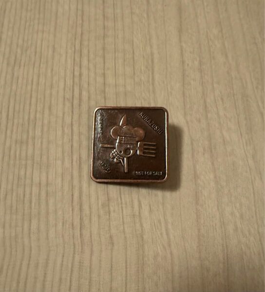 ワンピース ピンバッジ くら寿司 ビッくらポン サンジ
