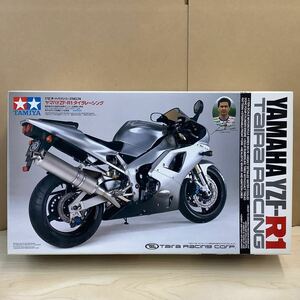 ⑨ TAMIYA Tamiya Yamaha YZF-R1 Thai la racing 1/12 plastic model not yet constructed 