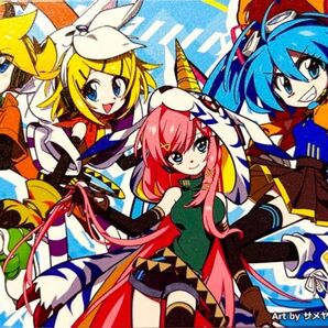 初音ミク × デジモンアドベンチャー モバイルバッテリー サメヤマ次郎