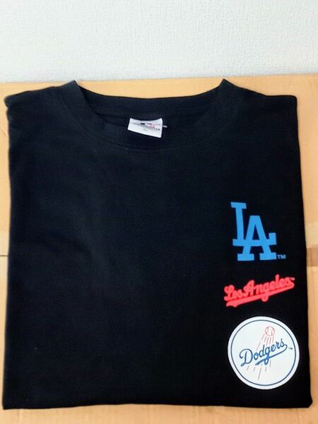 MLB ドジャース LA Tシャツ　3L