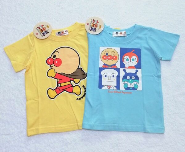 新品　90cm　アンパンマン　半袖Ｔシャツ2枚セット　ブロック柄サックス×アンパンマン柄クリーム