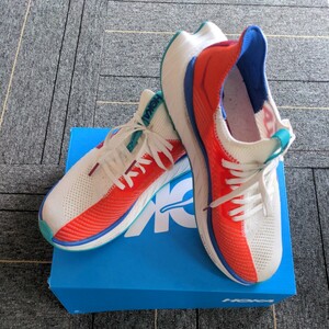 HOKA ONE ONE カーボンX3【ホワイト/26.5㌢】