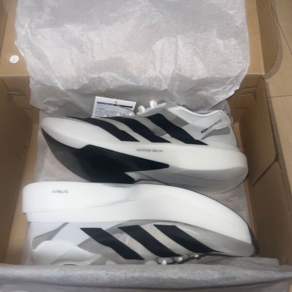 ADIZERO ADIOS PRO EVOサイズ:28.5cm1日〜3日で発送可能です。サイズが合わなく履けませんでした。