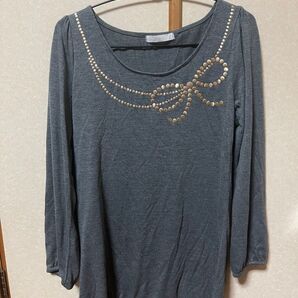 美品!grove 長袖 リボン柄カットソー