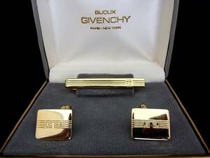 ◎№5355◎■美品■ジバンシイ「ロゴ柄」【GIVENCHY】 【ゴールド】■カフス＆ネクタイピン セット♪