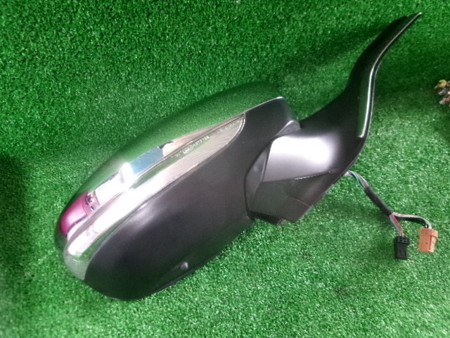 プジョー 208 GTI 右ドアミラー A9C5F03 (Z10-20240617)
