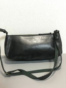 paquet パケ レザー ショルダーバッグ ブラック