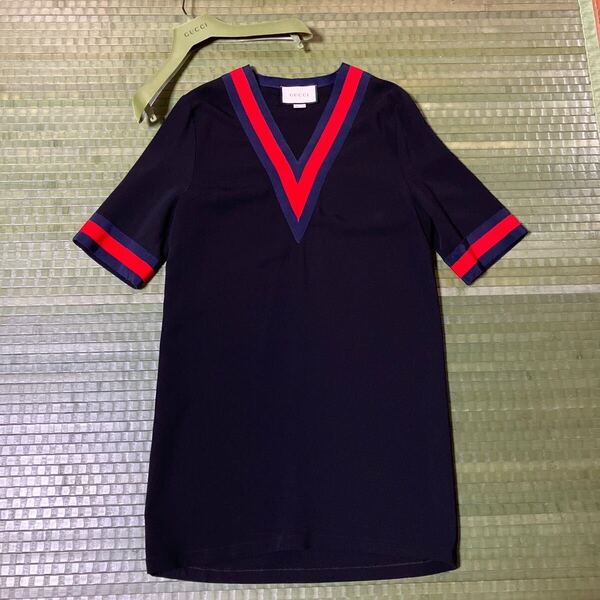 GUCCI グッチ ワンピース チュニック オーバーサイズ 38 黒 ハンガー付き 美品☆ゆうパック無料