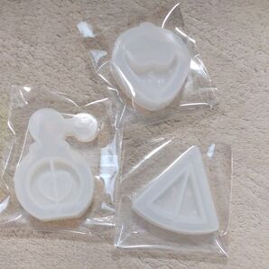 UVレジン シリコンモールド 苺 スイカ 香水