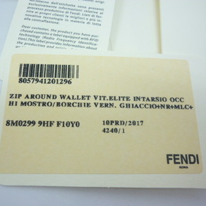 超美品 FENDI フェンディ 長財布 ジップ レザー スタッズ モンスター ラウンドファスナー 8M0299 9HF F10Y0 ライトピンク グレー aの画像10