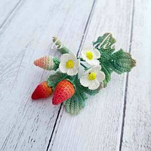 **6 lacework hand made strawberry . corsage brooch **