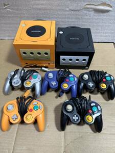 Nintendo GAMECUBE DOL-001(JPN) NINTENDO GAMEBOY PLAYER DOL-017 まとめ　2台　コントローラー　5台　中古品