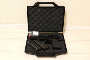  Tokyo Marui made [ desert Eagle.50AE BK] gas blowback hard case attaching magazine 2 ps 