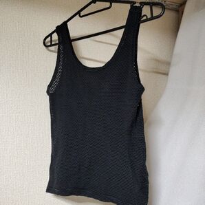 アツギМ 黒レースタンクトップ