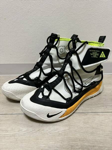 ACG AIR TERRA ANTARKTIK GORE-TEX WHITE