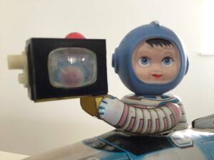 ブリキ玩具　古い宇宙船パイロット　動作しませんジャンク品　昭和レトロ玩具　ビンテージおもちゃ　アンティークトイ