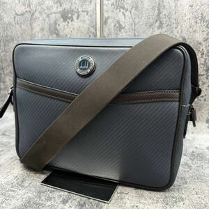 # beautiful goods close year #dunhill London Dunhill chassis shoulder bag diagonal .. men's business body mesenja- leather leather carbon style 