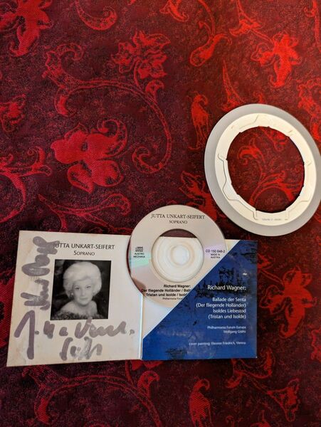 ユッタ ツァイフェルトソプラノ歌手 CD さまよえるオランダ人