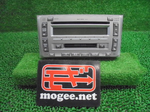 5FF3010 YE4)) トヨタ ウィッシュ ZNE10G/ZNE14G 後期型 X LTD 純正 CD/MDオーディオデッキ MCT-W55
