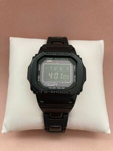 （国内正規品）CASIO G-SHOCK GW-M5600BC-1JF メタルコアバンド（フルコマ）付き