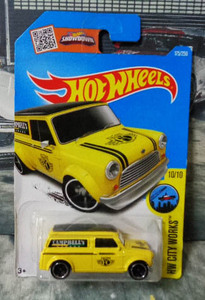 HOTWHEELS '67 AUSTIN MINI VAN 　ホットウィール 1967 オースチン ミニ バン　カード傷み　 　　　///(061)