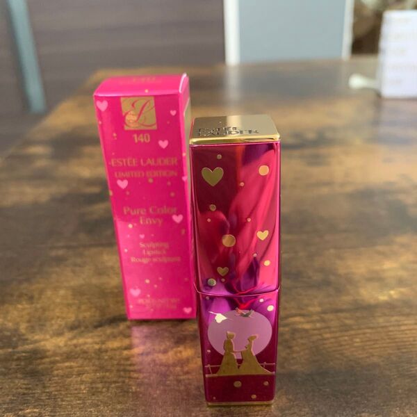 ESTEE LAUDER リップスティック
