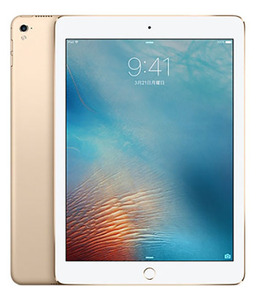 iPad 9.7インチ 第5世代[32GB] セルラー au ゴールド【安心保 …