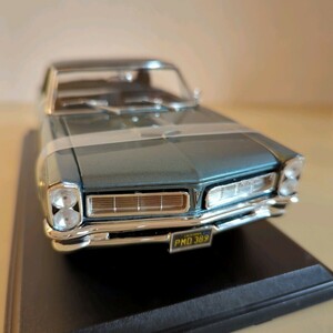 ポンティアック　Pontiac GTO 1965　マイスト　　Maisto 1/18　ダイキャスト　ミニカー