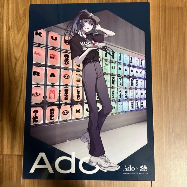 Ado くら寿司 クリアポスターと缶バッジ