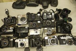 ☆動作未確認 「古いカメラ　17点セット」　EOSキッスデジタル,EOS100QD,ペンタSP,ルミックスDMC-FZ18,アイレス他　ジャンクで！