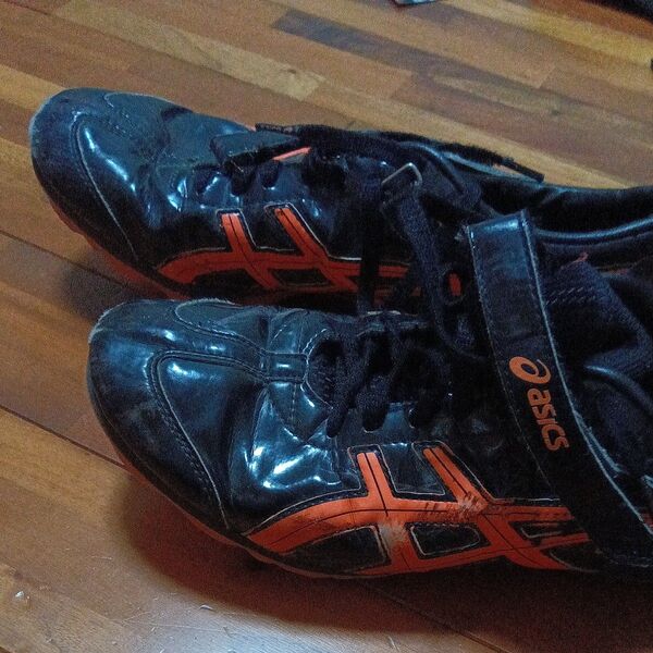 跳躍用スパイク asics 27.5cm