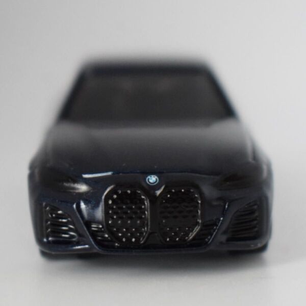 トミカ No.36 "初回特別仕様" BMW i4