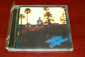 イーグルス　/ホテルカルフォルニアのSACD　最高傑作ハイブリット　マルチです。帯つきです。