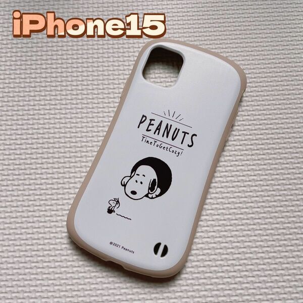 【新品】iPhone15 スマホケース スヌーピー PEANUTS ベージュ