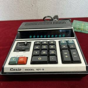 3棚002 CASIO MODEL 101-s 昭和レトロ 電卓 計算機 カシオ電卓 ジャンク品