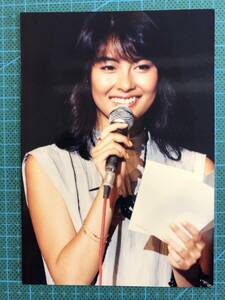 【激レア】中山美穂　写真（当時物）笑顔　美人　かわいい　昭和　タレント　女優　80年代アイドル　ミポリン
