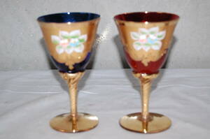  Italy made wine glass gold paint pair (2 customer ) size : height 14×. diameter 9.