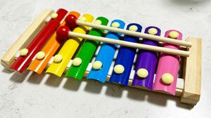 鉄琴 おもちゃ 楽器 モンテッソーリ 教育 お祝い 知育玩具 