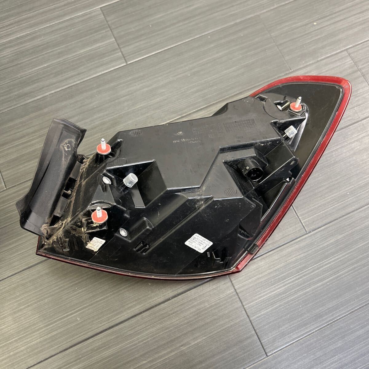 中古 純正 メルセデス・ベンツ Aクラス W177 左テールランプ A1779067100/A1779063701 78番 中古 純正 メルセデス・ベンツ Aクラス W177 左テールランプ A1779067100/A1779063701 78番