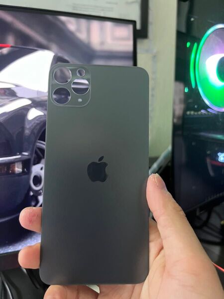 Iphone 11 pro max 背面 緑色