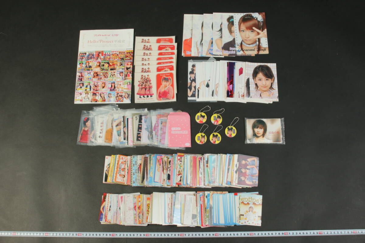 6326 新品同様 大量 多数 ハロープロジェクト モーニング娘 Berryz工房 メロン記念日 プロマイド写真 生写真 キーホルダー ステッカー 他