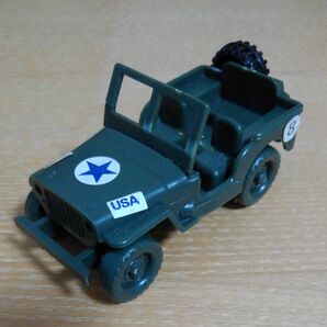 JEEP MADE IN FRANCE メーカー不明 プラ製 全タイヤ固定 前面ウインドー修理痕跡 スペアタイヤ別物