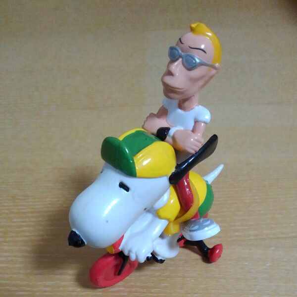 所さん☆SNOOPY 自転車サイクリング フィギュアピーナッツ PVC アメトイ VINTAGE 希少