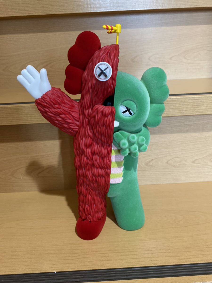Yahoo!オークション -「kaws ガチャピン」の落札相場・落札価格 Yahoo!オークション -「kaws ガチャピン」の落札相場・落札価格