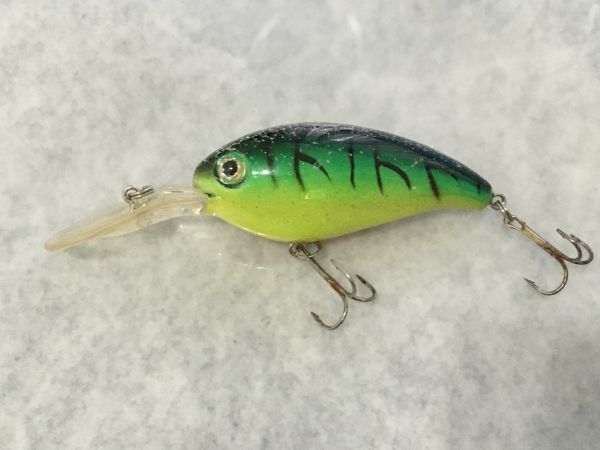 リンユーフィッシング ディープクランク クラックグリーンバックチャート Lingyue Fishing ラインアイフロントより