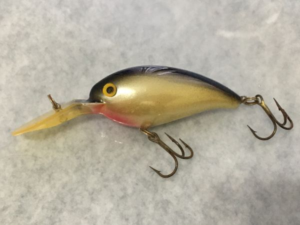 リンユーフィッシング ディープクランク キンクロ Lingyue Fishing ラインアイフロントより