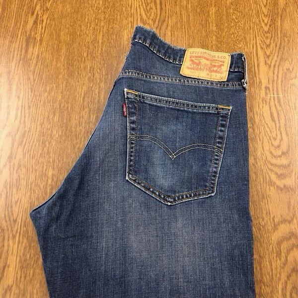 【FG009】Levi's 559 W34 L32 色落ち加工 ジーンズ ジーパン デニムパンツ ストレッチ生地 ブランド古着 リーバイス559 刻印4309 送料無料