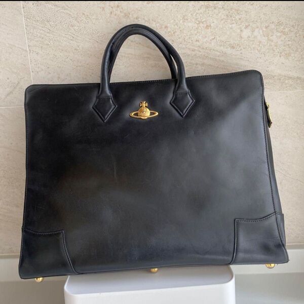 レア物 vivienne westwood 革製ビジネスバッグ