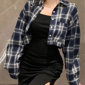 格子縞プリント ドロップショルダー クロップ シャツ