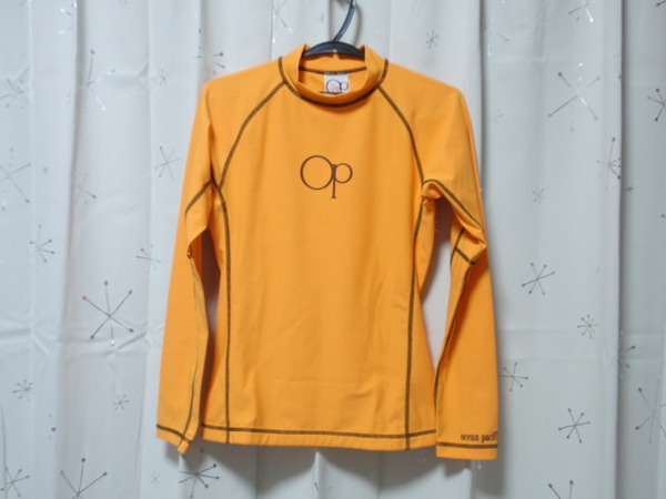 レディスMサイズ◆《OP/オーシャンパシフィック》◆長袖ラッシュガード!水着◆未使用!